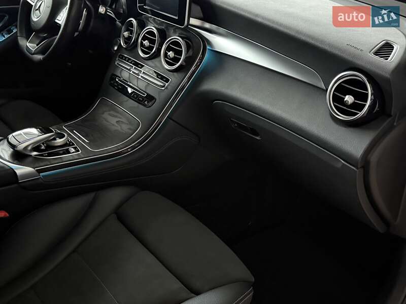 Внедорожник / Кроссовер Mercedes-Benz GLC-Class 2018 в Одессе