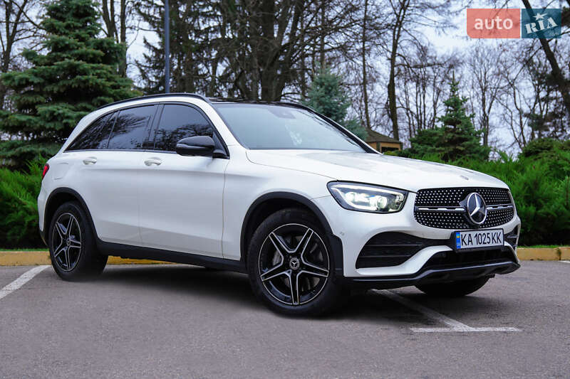 Mercedes-Benz GLC-Class 2019