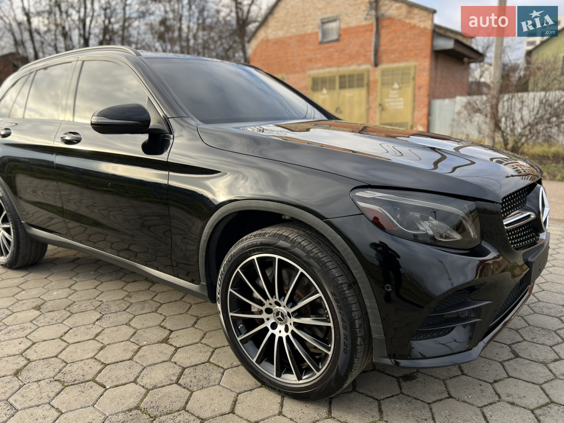 2019 Mercedes-Benz GLC - мініатюра 24