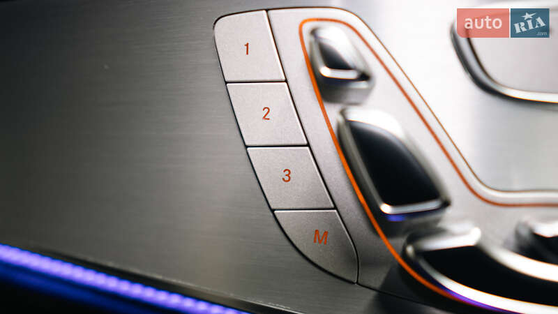 Внедорожник / Кроссовер Mercedes-Benz GLC-Class 2018 в Киеве