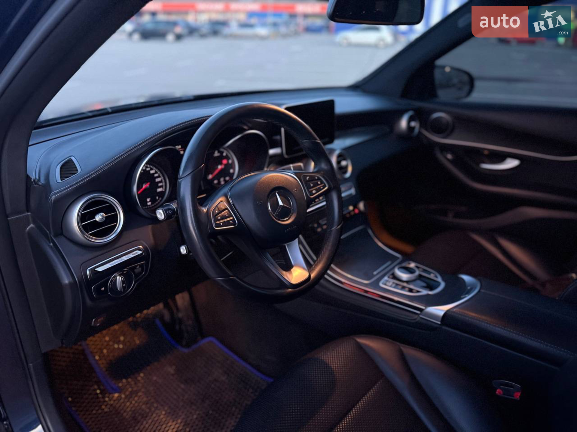 2018 Mercedes-Benz GLC - мініатюра 25