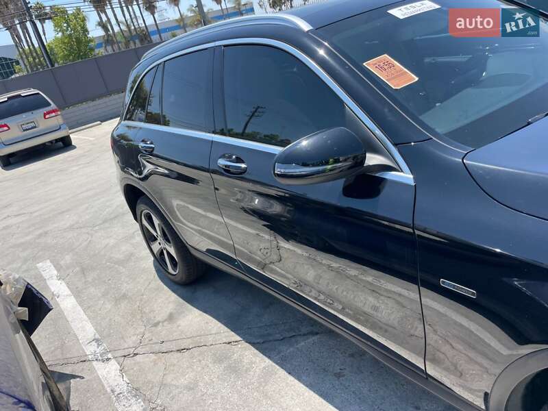 Внедорожник / Кроссовер Mercedes-Benz GLC-Class 2018 в Киеве