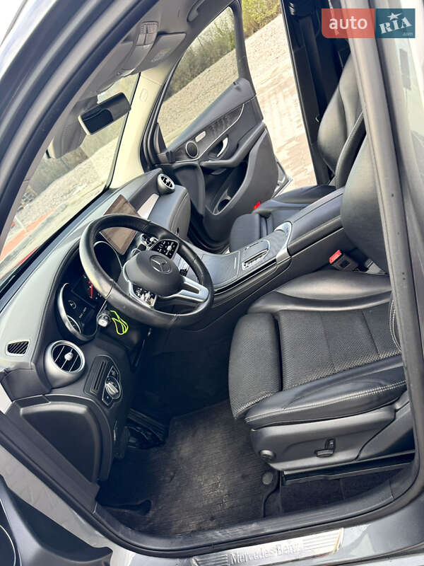 Внедорожник / Кроссовер Mercedes-Benz GLC-Class 2019 в Киеве