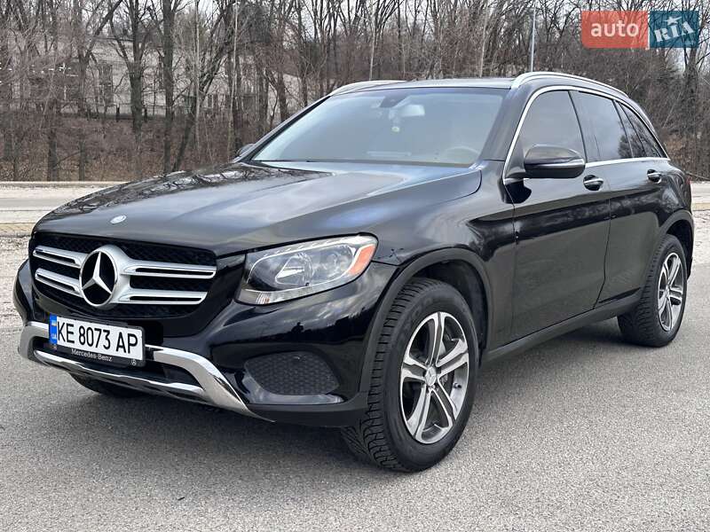 Позашляховик / Кросовер Mercedes-Benz GLC-Class 2015 в Дніпрі фото 2 Позашляховик / Кросовер Mercedes-Benz GLC-Class 2015 в Дніпрі