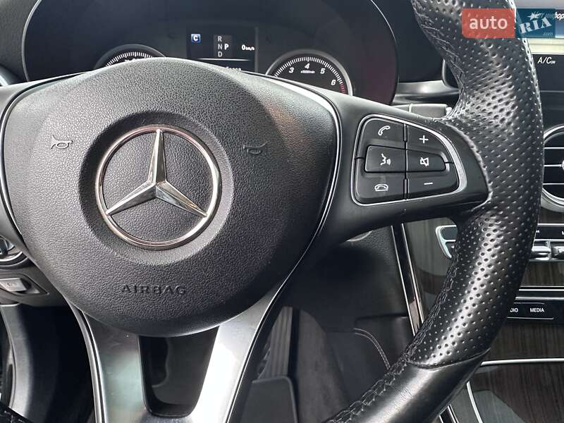 Позашляховик / Кросовер Mercedes-Benz GLC-Class 2015 в Дніпрі фото 33 Позашляховик / Кросовер Mercedes-Benz GLC-Class 2015 в Дніпрі