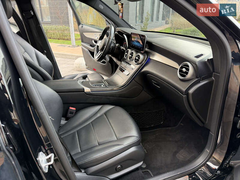 Позашляховик / Кросовер Mercedes-Benz GLC-Class 2019 в Києві