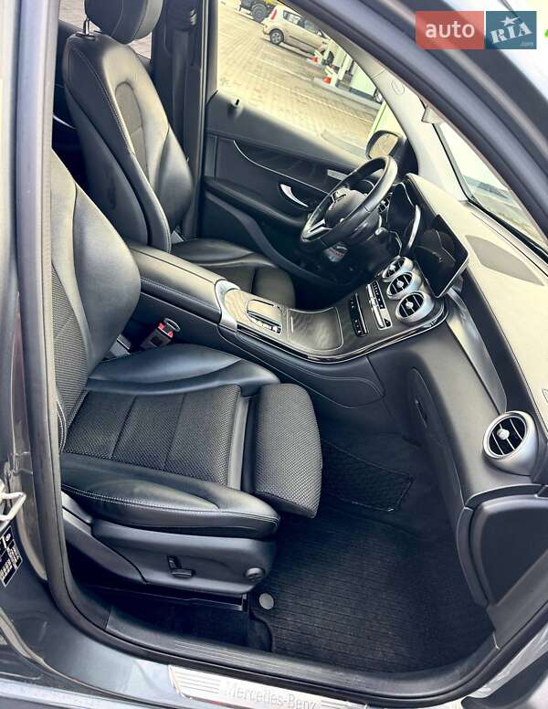 Позашляховик / Кросовер Mercedes-Benz GLC-Class 2019 в Києві фото 23 Позашляховик / Кросовер Mercedes-Benz GLC-Class 2019 в Києві