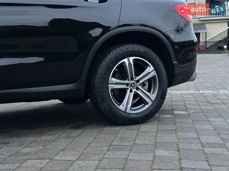 Позашляховик / Кросовер Mercedes-Benz GLC-Class 2019 в Сарнах