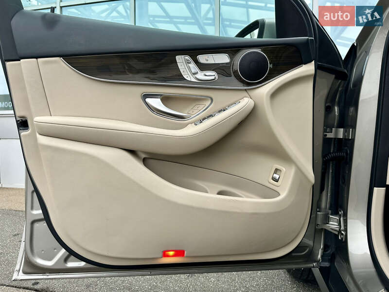 Позашляховик / Кросовер Mercedes-Benz GLC-Class 2020 в Києві