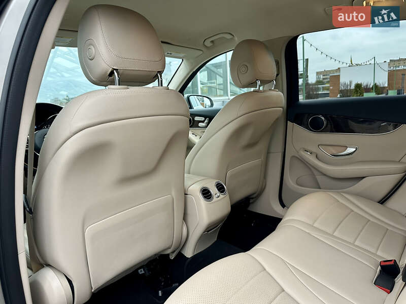 Позашляховик / Кросовер Mercedes-Benz GLC-Class 2020 в Києві