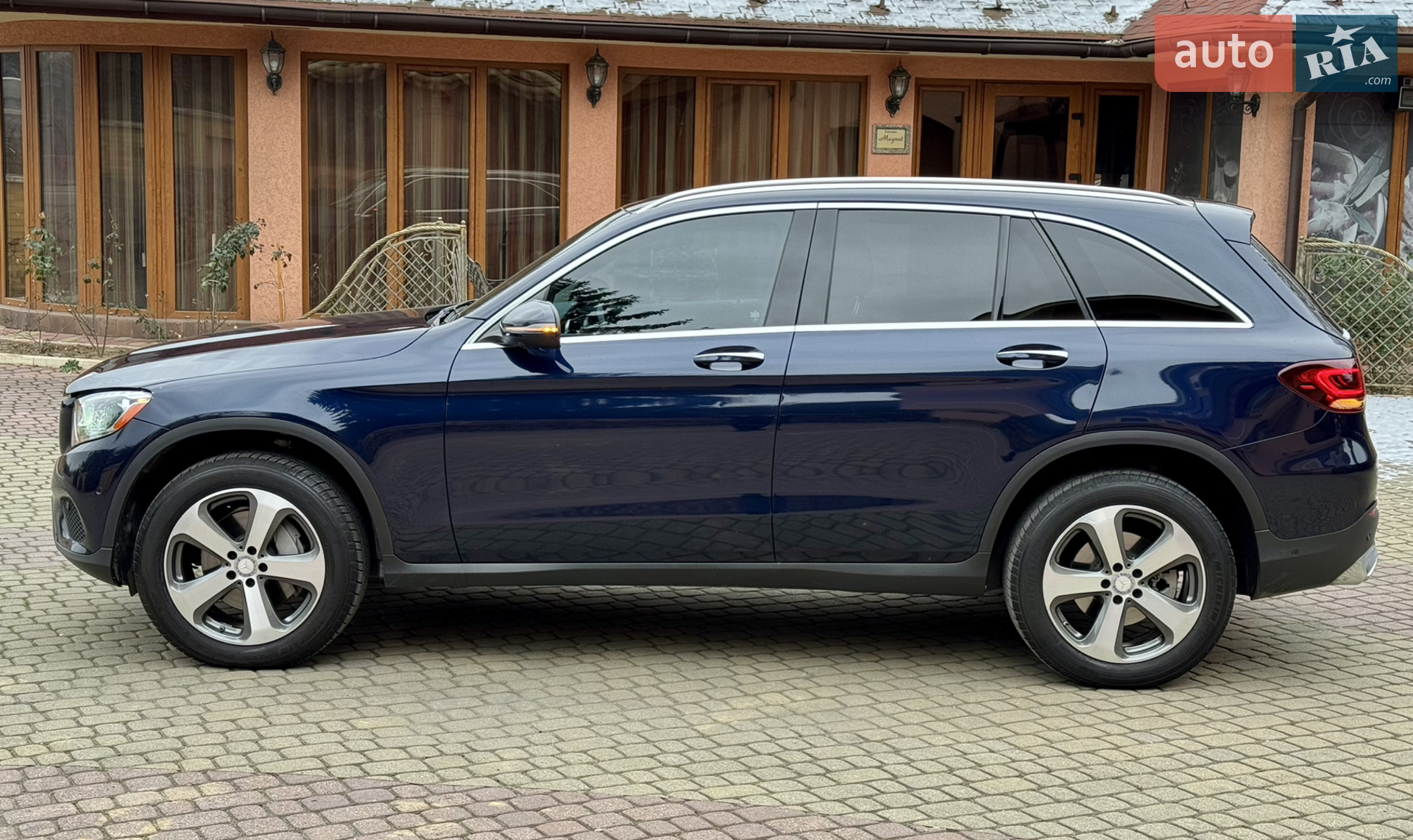 2016 Mercedes-Benz GLC - мініатюра 11