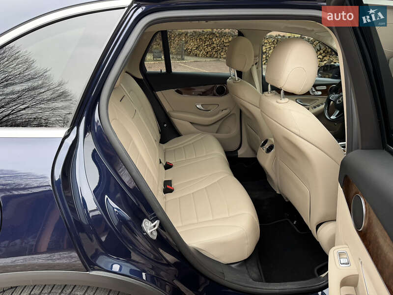 Внедорожник / Кроссовер Mercedes-Benz GLC-Class 2016 в Мукачево