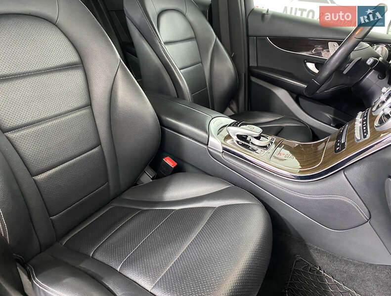 Внедорожник / Кроссовер Mercedes-Benz GLC-Class 2018 в Львове фото 9 Внедорожник / Кроссовер Mercedes-Benz GLC-Class 2018 в Львове