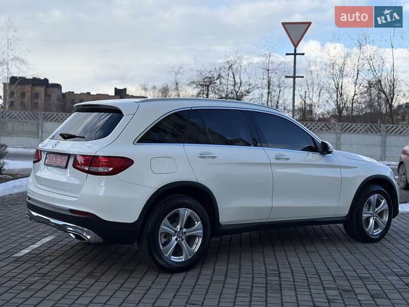 Внедорожник / Кроссовер Mercedes-Benz GLC-Class 2017 в Ивано-Франковске