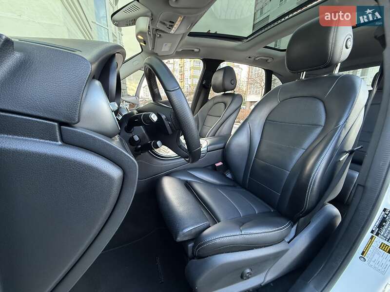 Внедорожник / Кроссовер Mercedes-Benz GLC-Class 2017 в Ивано-Франковске
