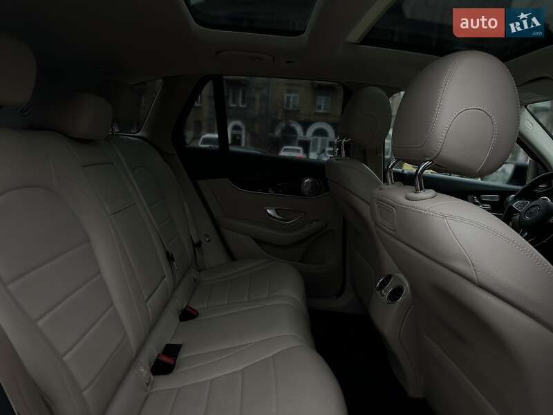 Внедорожник / Кроссовер Mercedes-Benz GLC-Class 2018 в Киеве фото 21 Внедорожник / Кроссовер Mercedes-Benz GLC-Class 2018 в Киеве