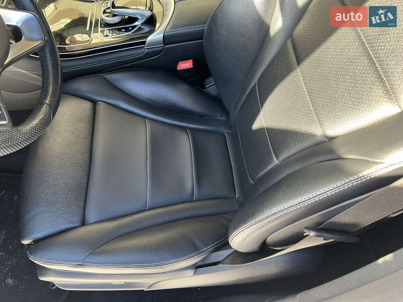 Позашляховик / Кросовер Mercedes-Benz GLC-Class 2017 в Києві фото 15 Позашляховик / Кросовер Mercedes-Benz GLC-Class 2017 в Києві