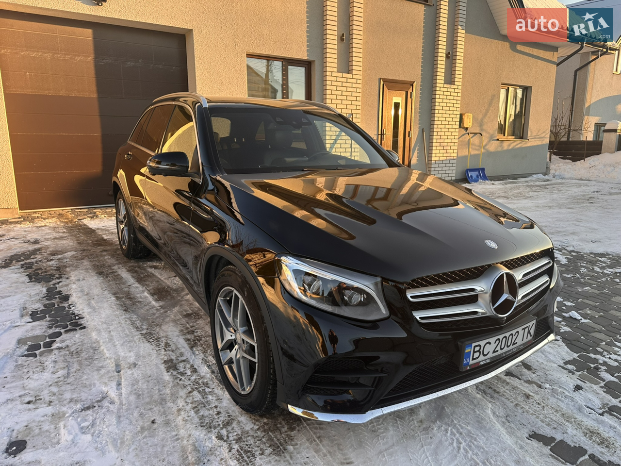 2017 Mercedes-Benz GLC - мініатюра 30