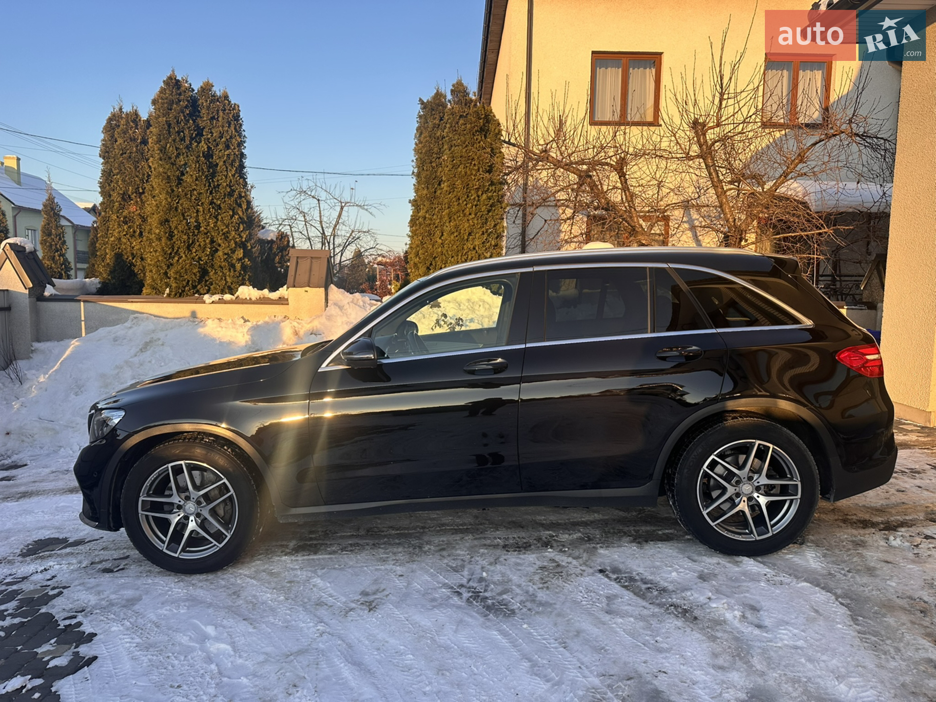 2016 Mercedes-Benz GLC - мініатюра 4