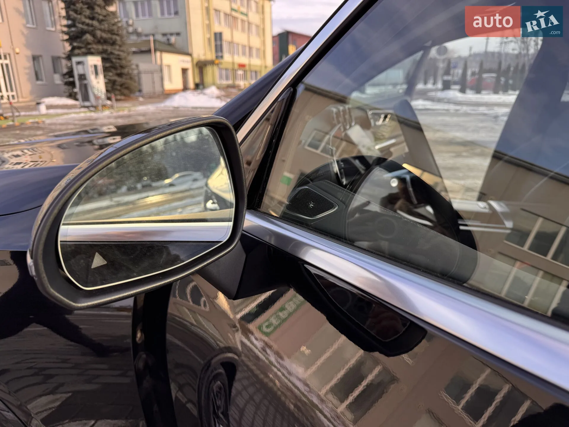 2024 Mercedes-Benz GLC - мініатюра 10