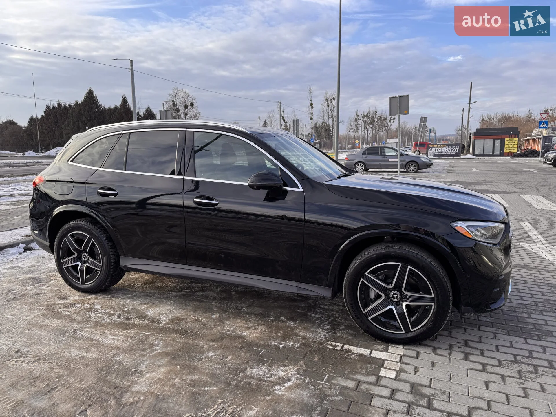 2024 Mercedes-Benz GLC - мініатюра 3