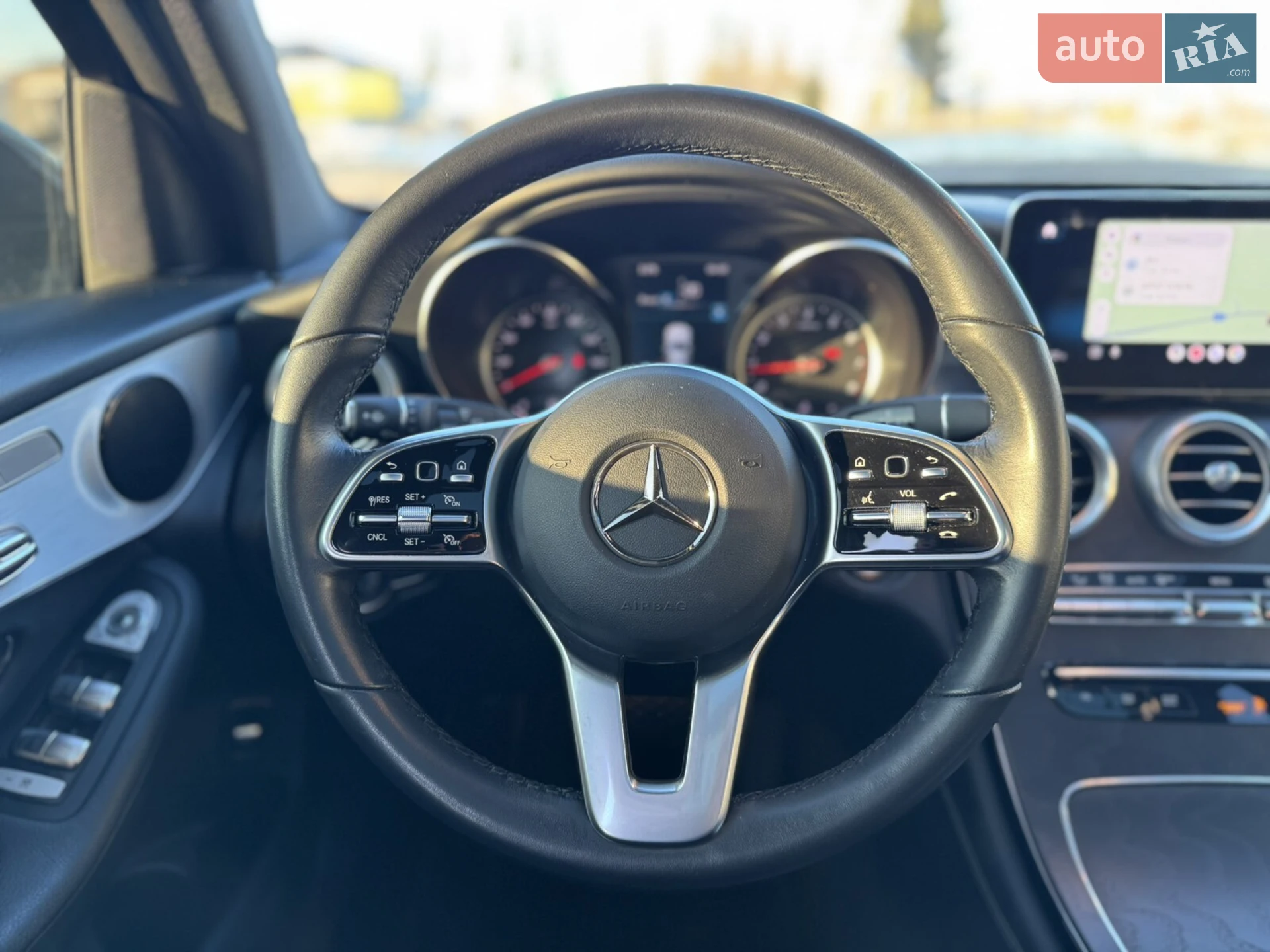2019 Mercedes-Benz GLC - мініатюра 33