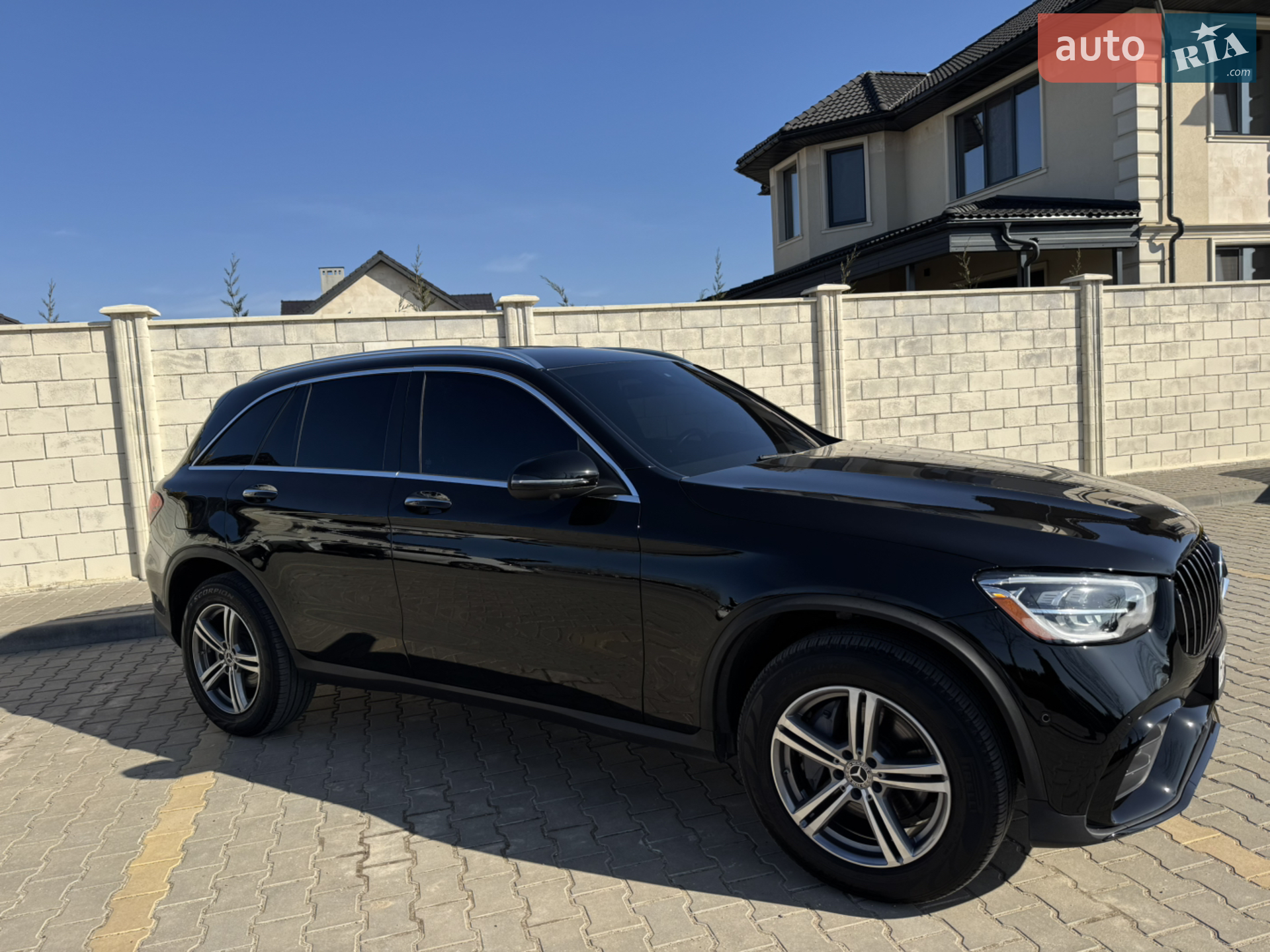 2021 Mercedes-Benz GLC - мініатюра 6