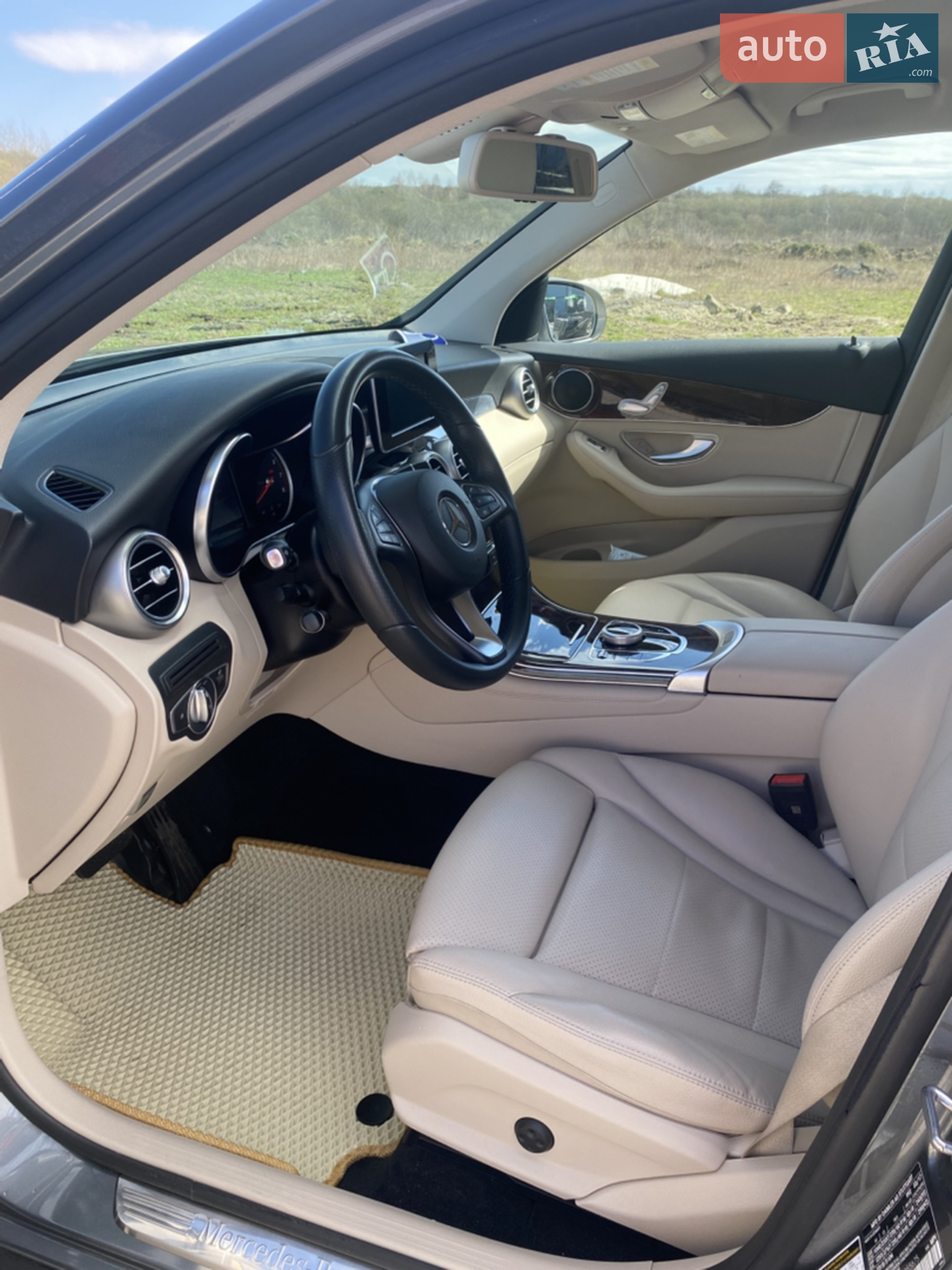 2017 Mercedes-Benz GLC - мініатюра 13