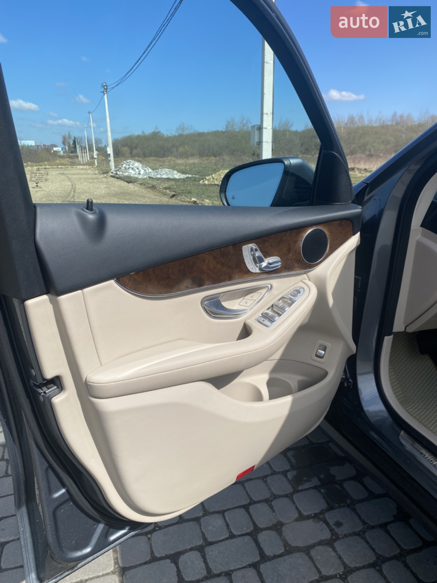 2017 Mercedes-Benz GLC - мініатюра 14