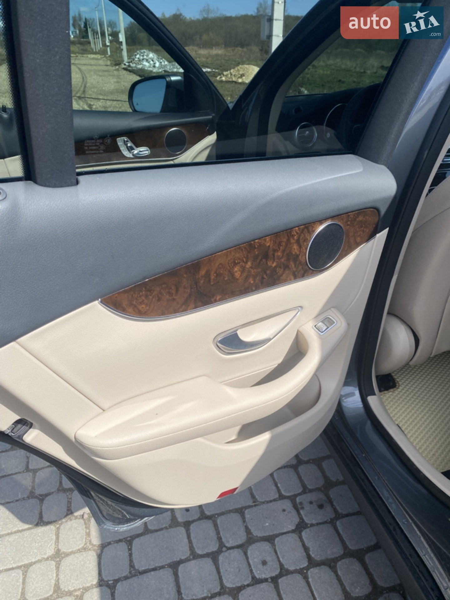 2017 Mercedes-Benz GLC - мініатюра 20