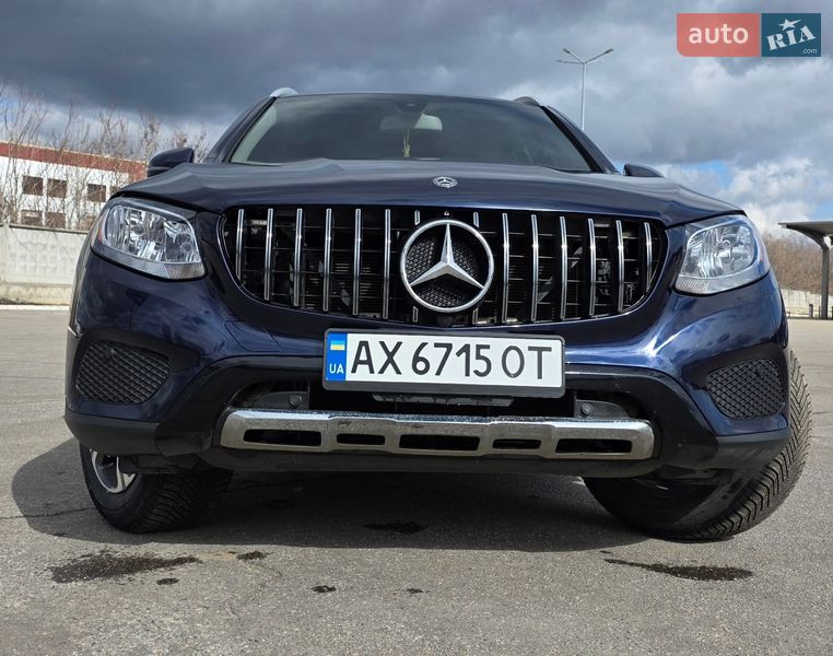 Mercedes-Benz GLC-Class 2019 Mercedes-Benz GLC-Class 2019