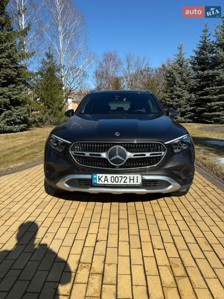 Mercedes-Benz GLC-Class 2023
