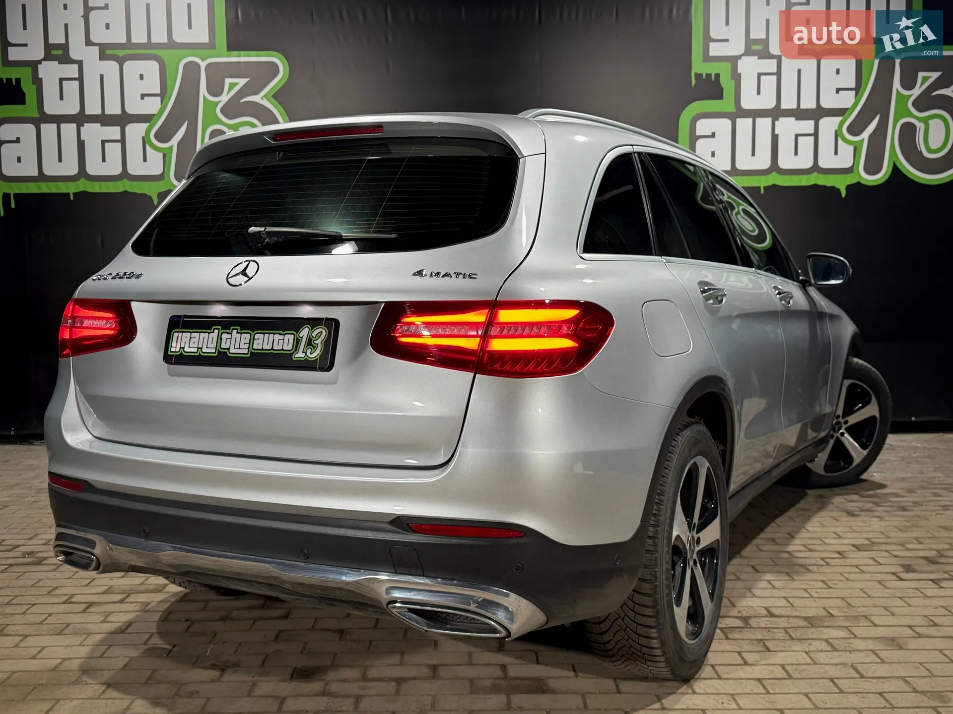 2016 Mercedes-Benz GLC - мініатюра 10