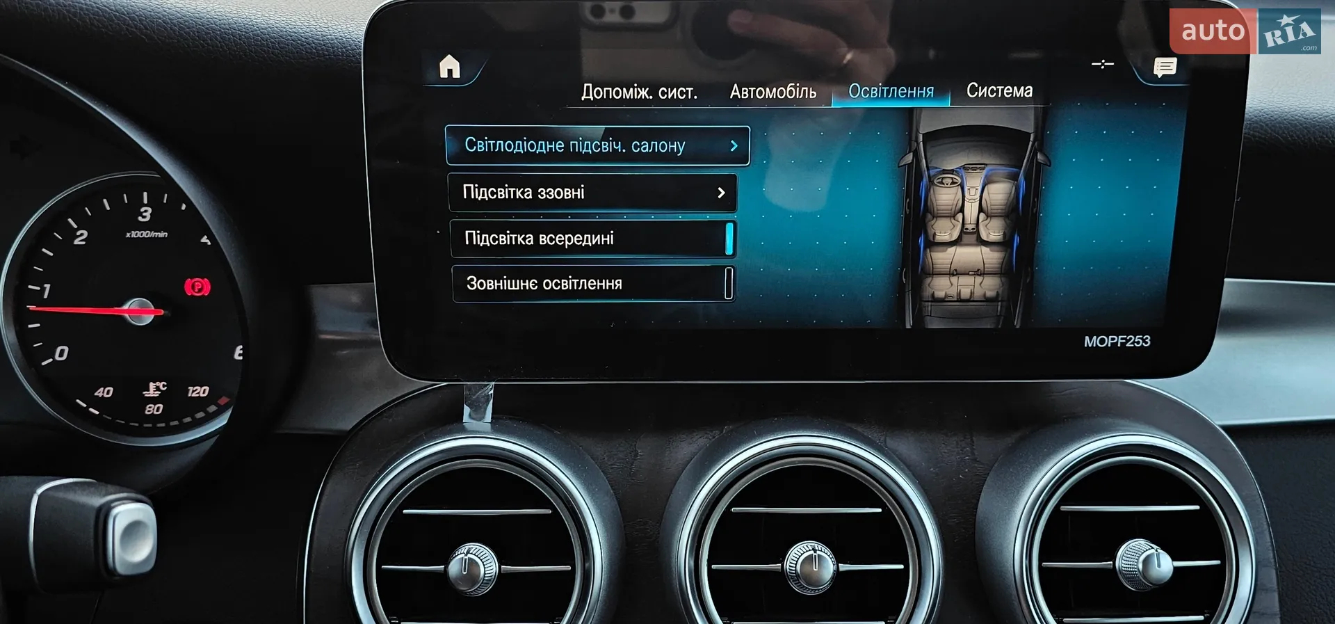 2020 Mercedes-Benz GLC - мініатюра 63