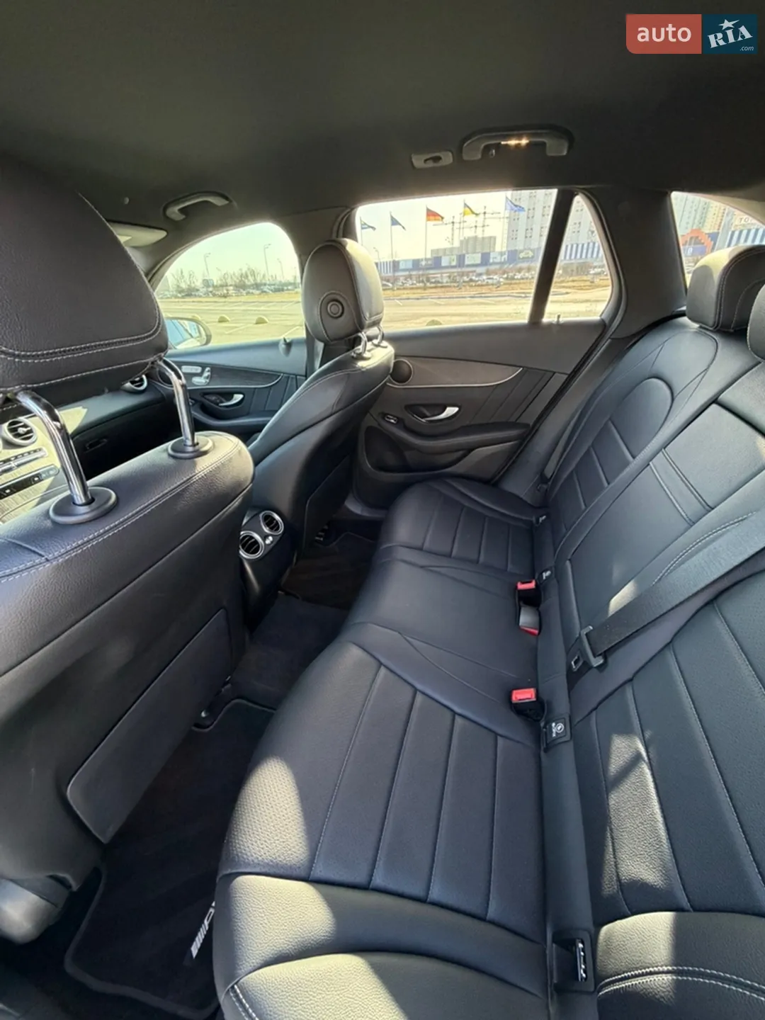 2020 Mercedes-Benz GLC - мініатюра 27