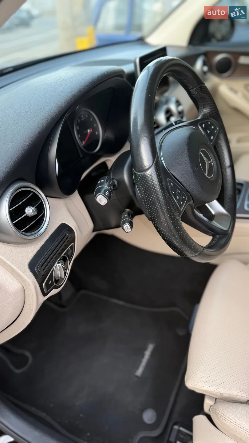 2016 Mercedes-Benz GLC - мініатюра 21