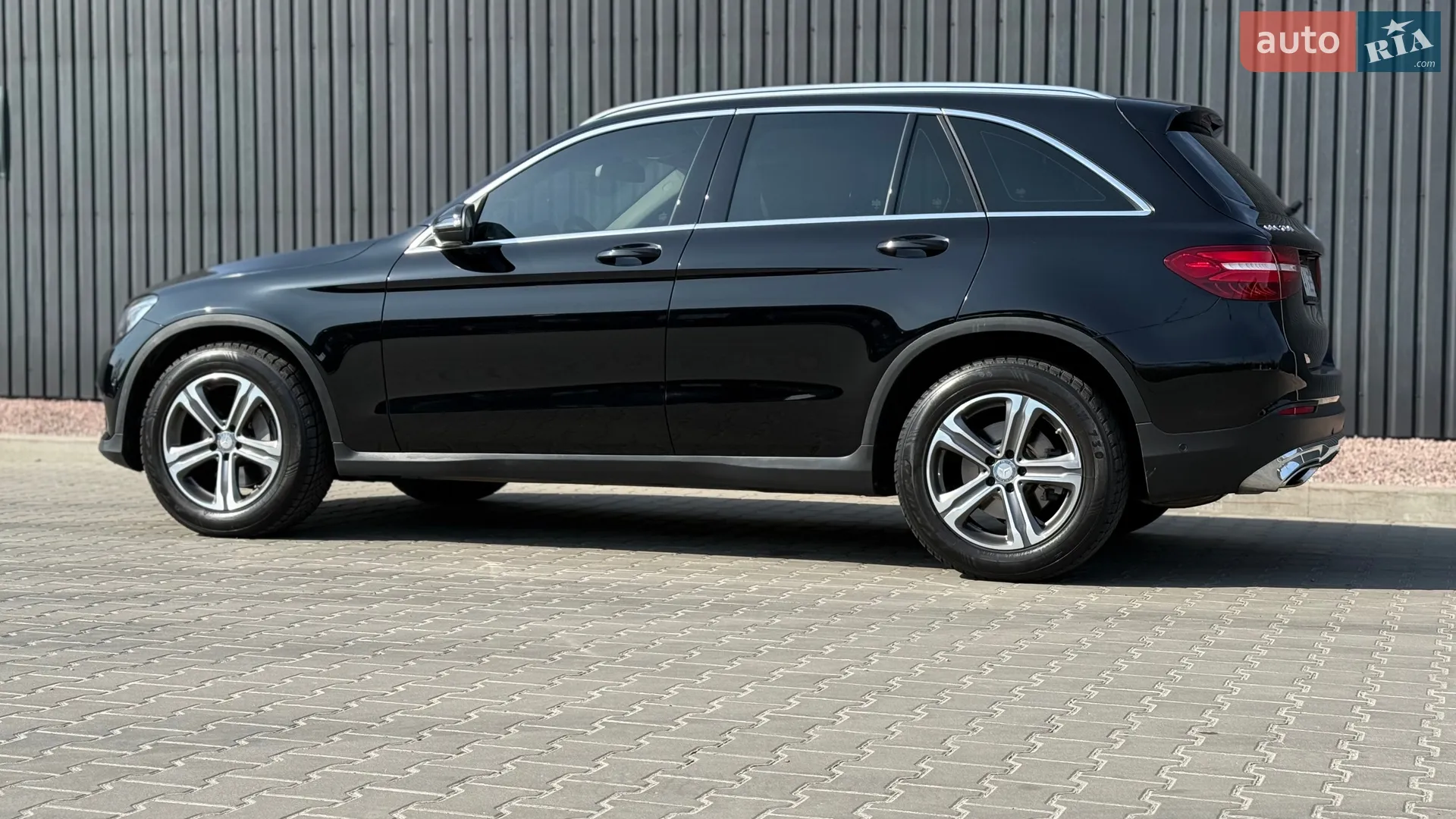 2016 Mercedes-Benz GLC - мініатюра 10