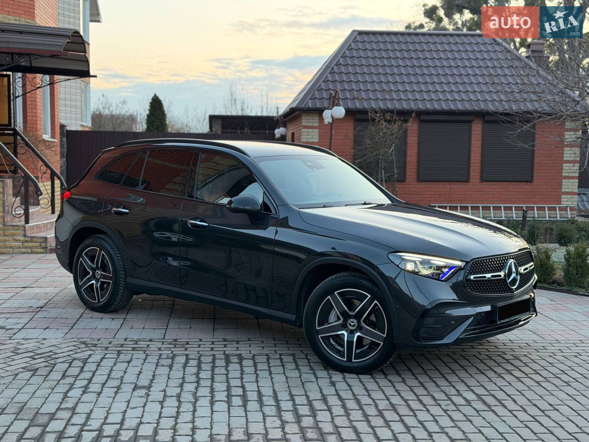 2025 Mercedes-Benz GLC - мініатюра 7