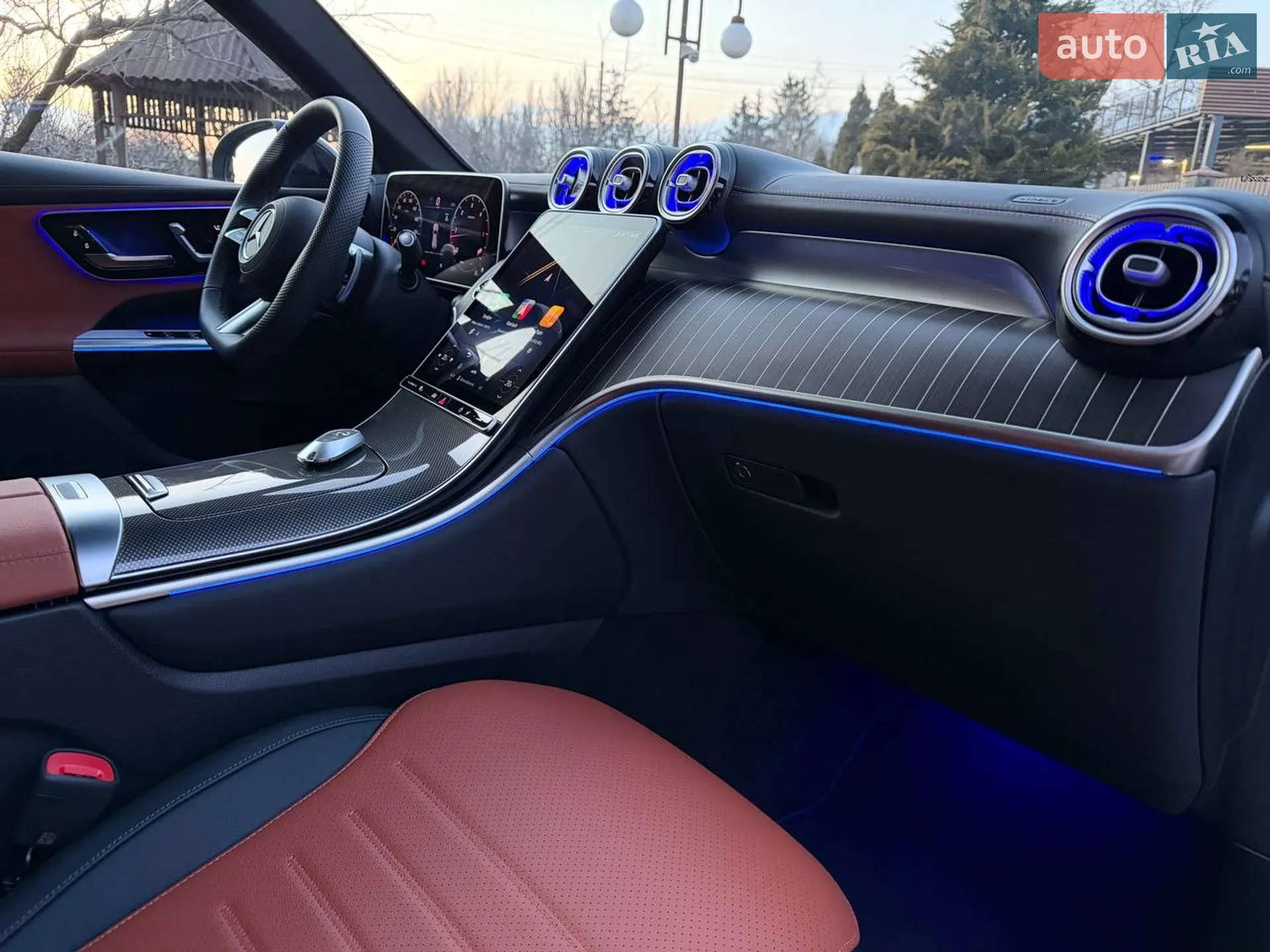 2025 Mercedes-Benz GLC - мініатюра 25