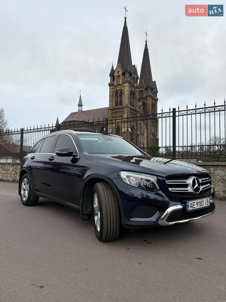 2016 Mercedes-Benz GLC - мініатюра 35