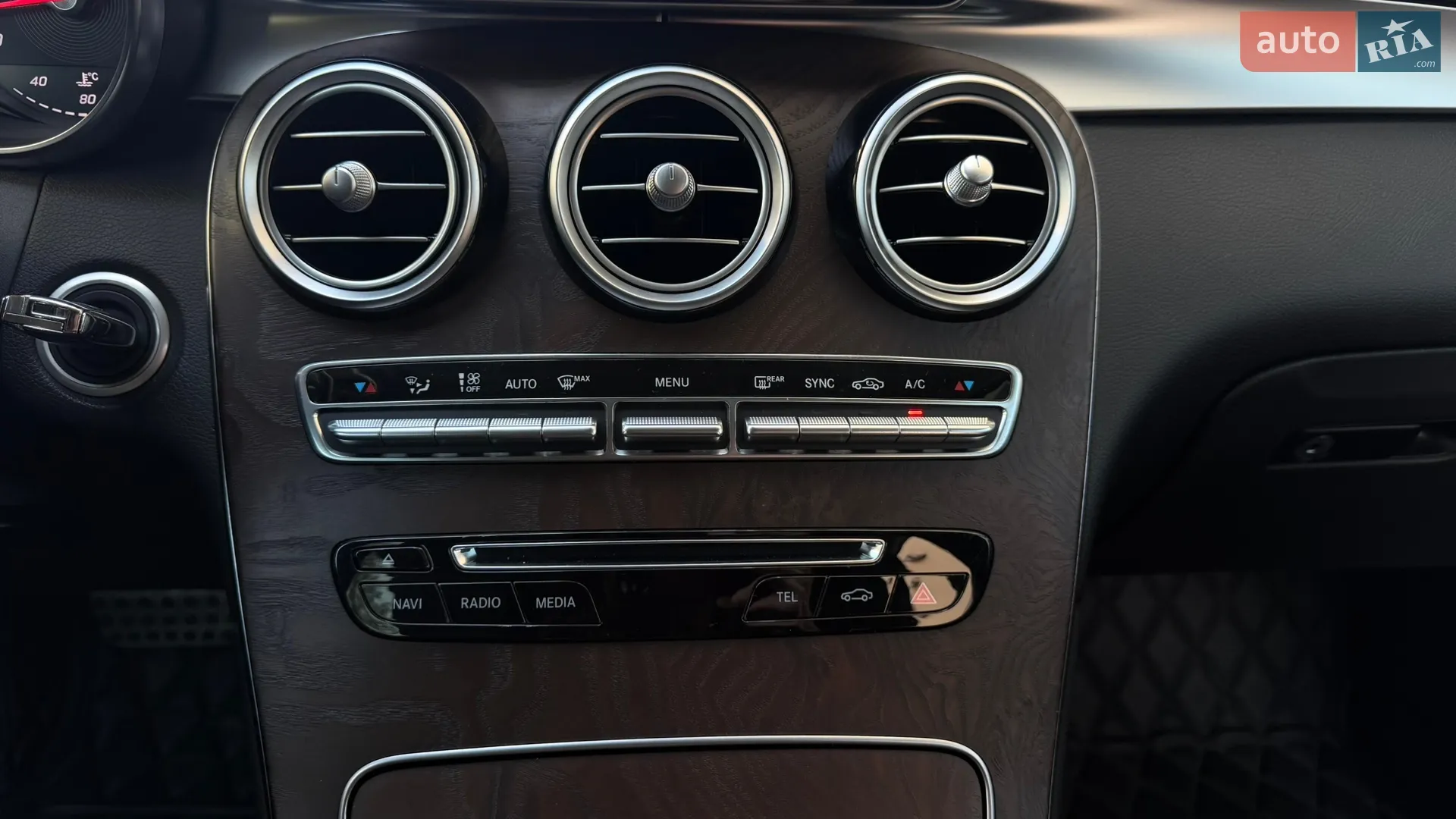 2015 Mercedes-Benz GLC - мініатюра 21