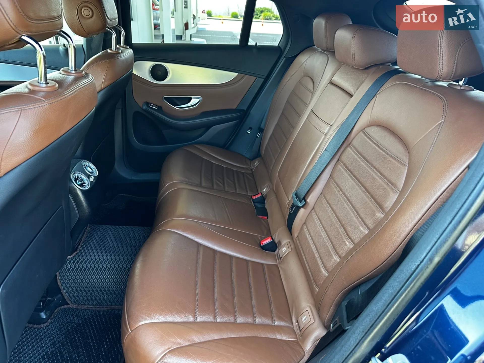 2017 Mercedes-Benz GLC - мініатюра 10