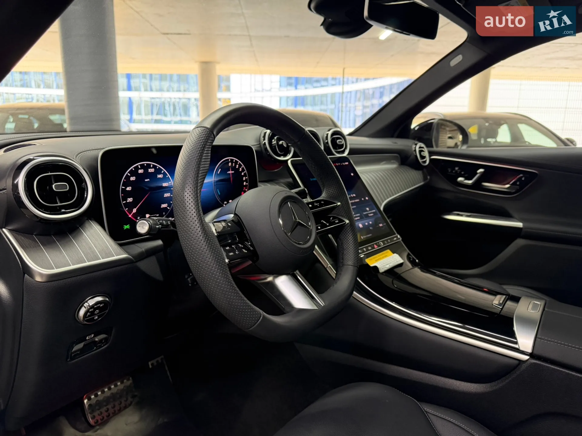 2025 Mercedes-Benz GLC - мініатюра 21
