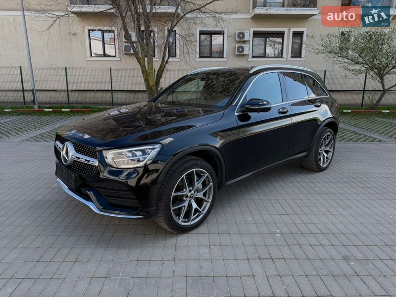 Mercedes-Benz GLC-Class 2019