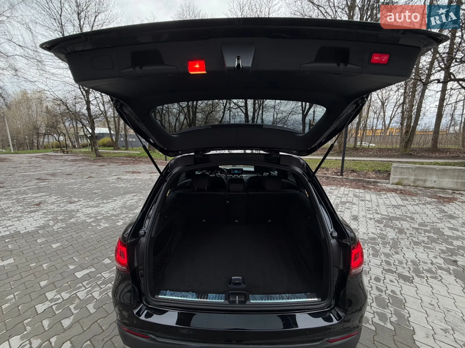 2020 Mercedes-Benz GLC - мініатюра 30