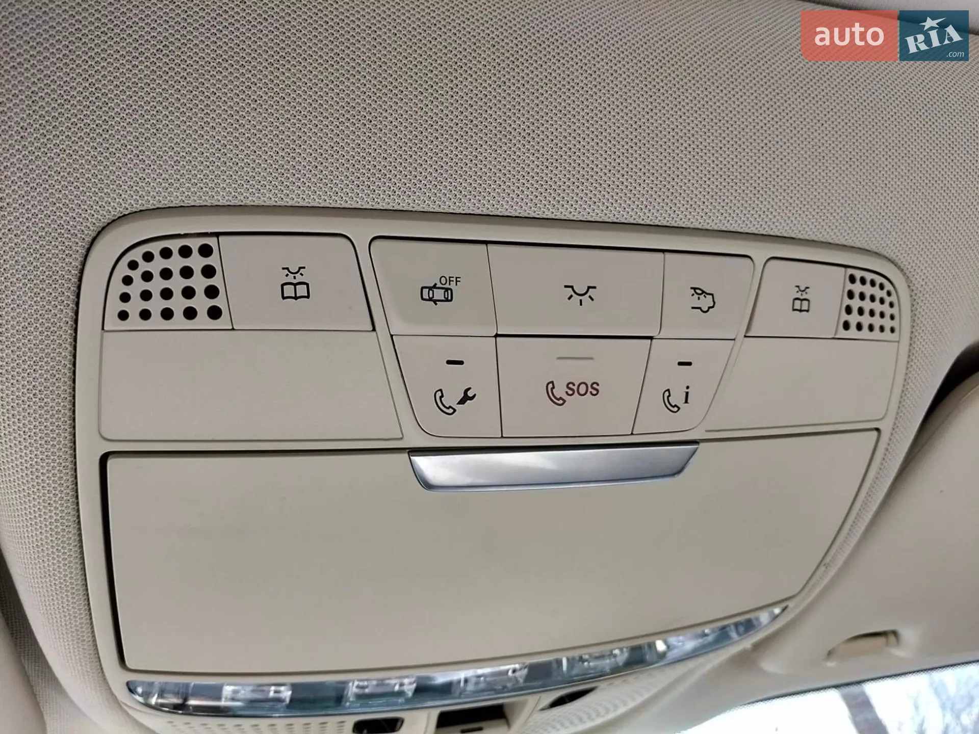 2019 Mercedes-Benz GLC - мініатюра 24