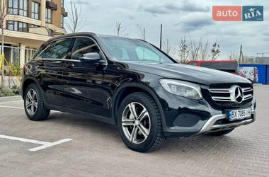 Внедорожник / Кроссовер Mercedes-Benz GLC-Class 2015 в Киеве