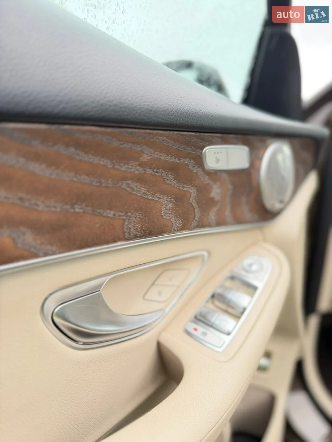 2017 Mercedes-Benz GLC - мініатюра 14
