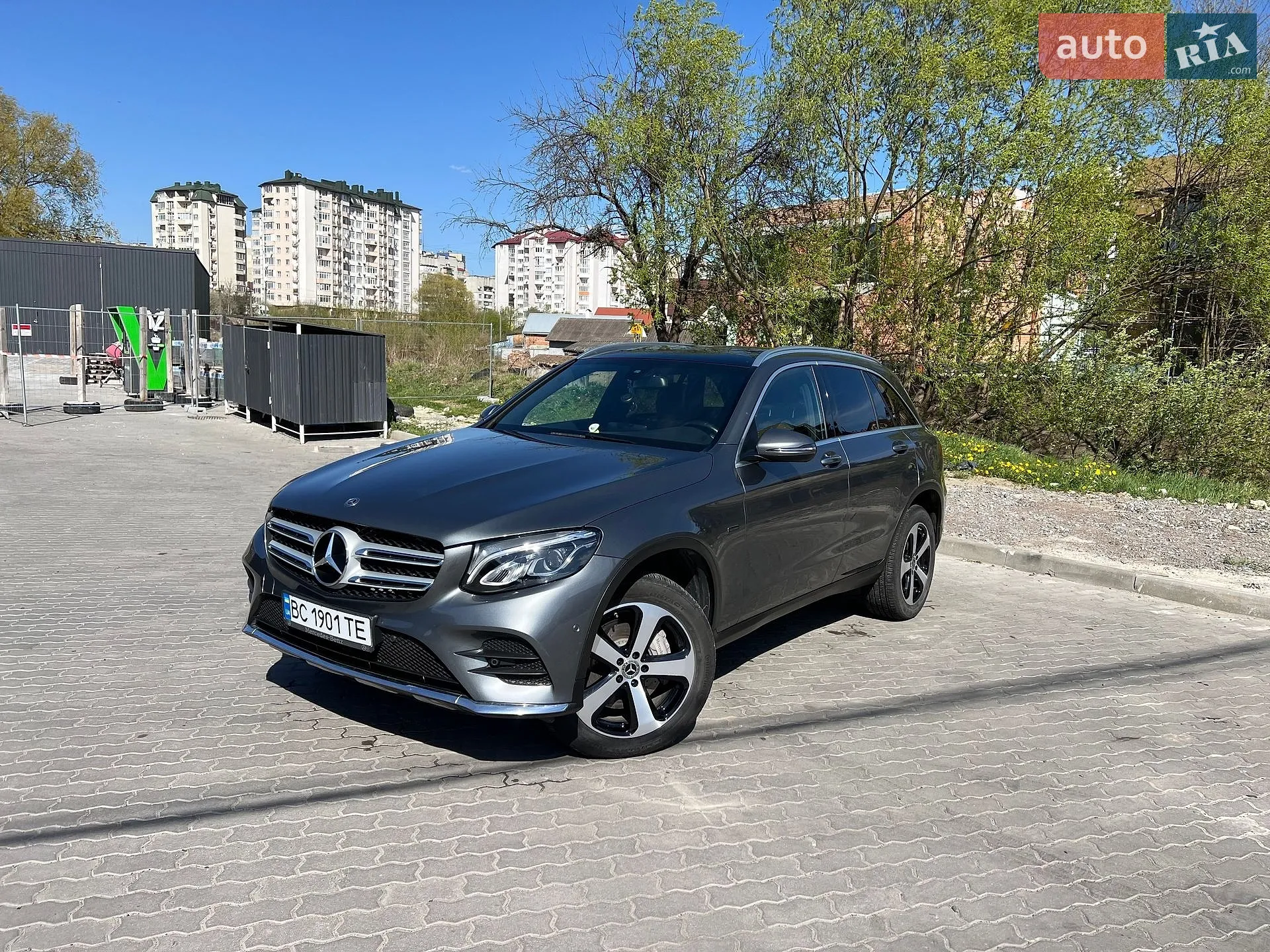 2019 Mercedes-Benz GLC - мініатюра 44