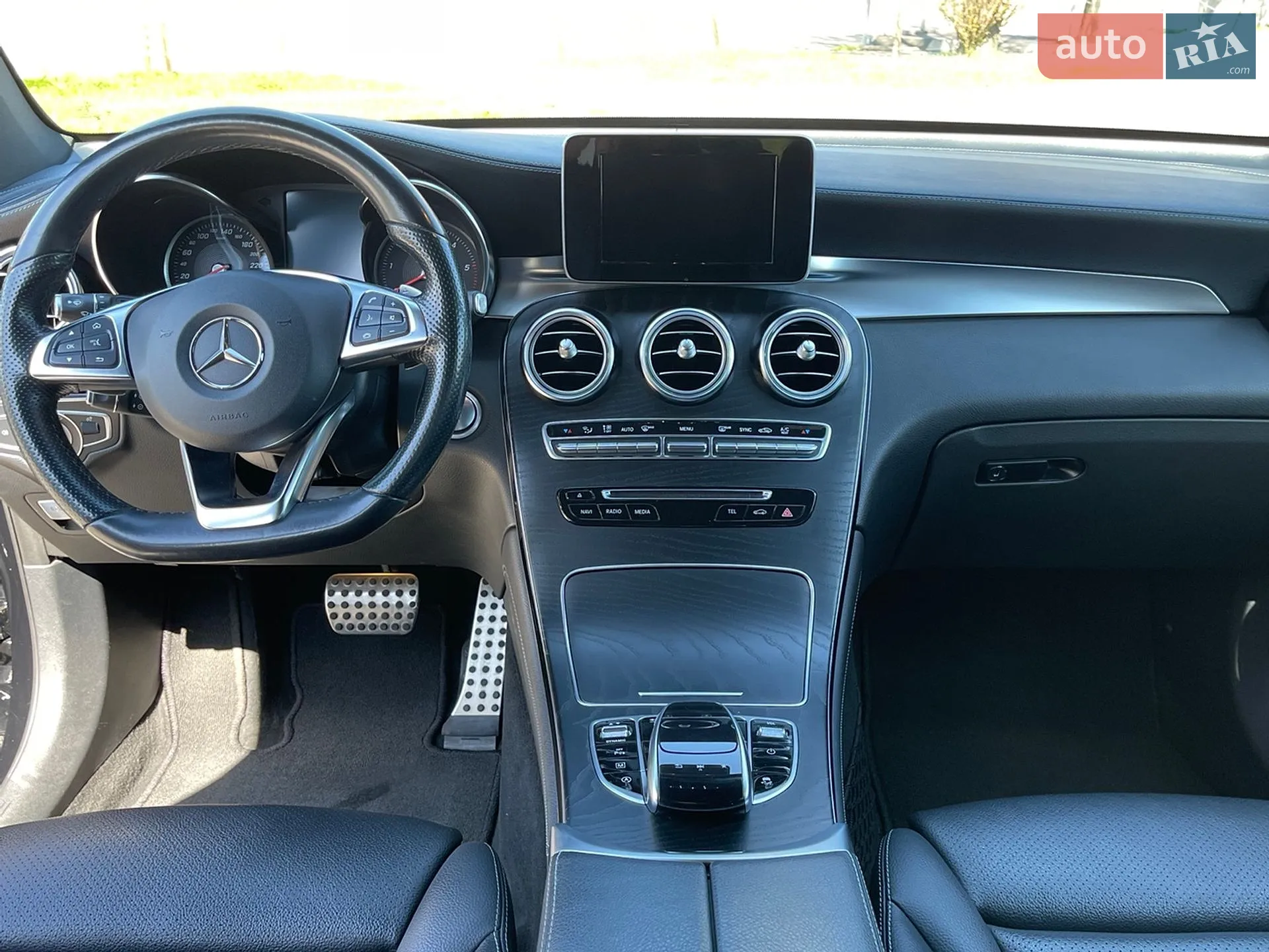 2017 Mercedes-Benz GLC - мініатюра 16